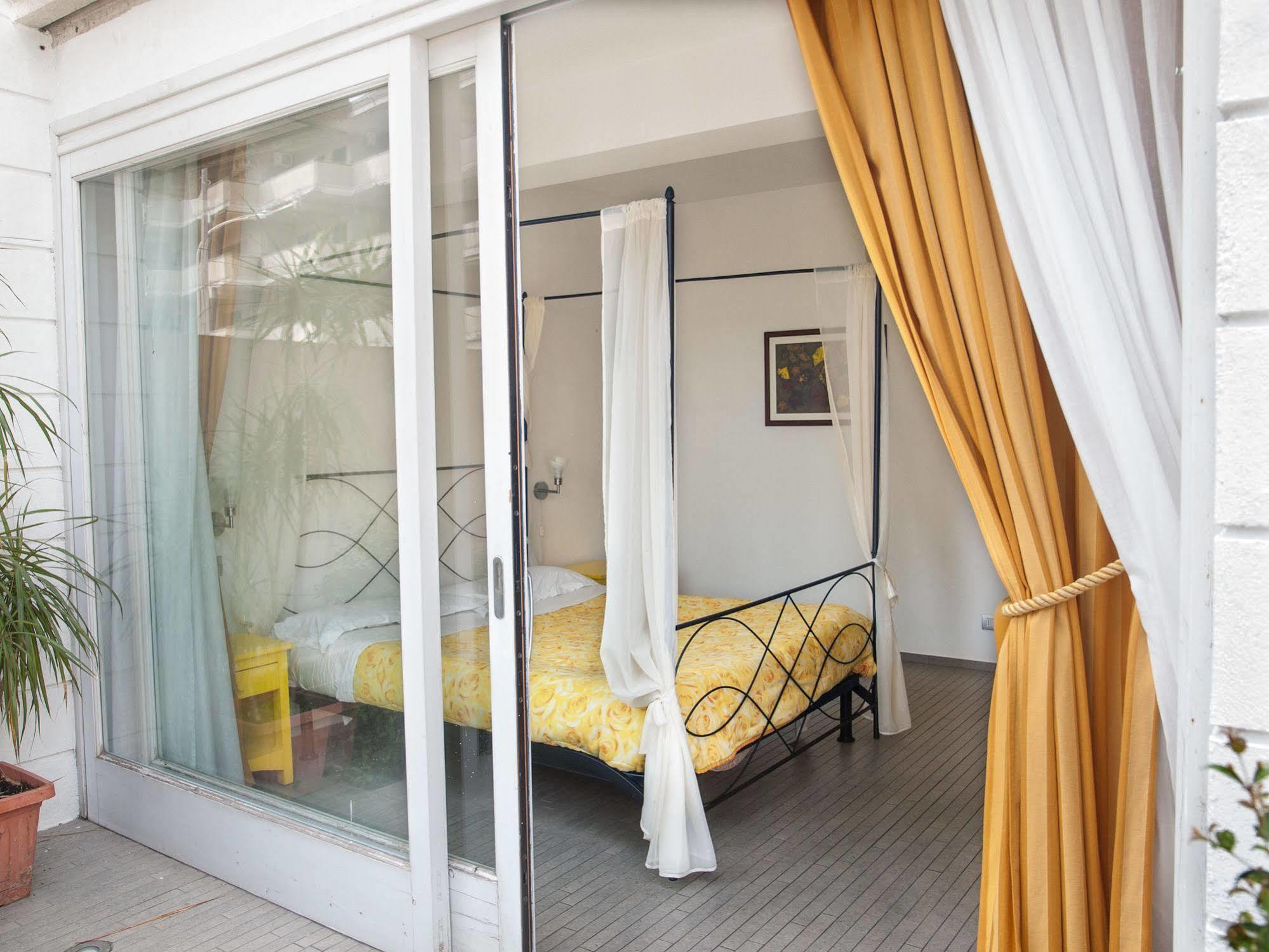 Bed and Breakfast Casa Del Vento Роккалумера Экстерьер фото